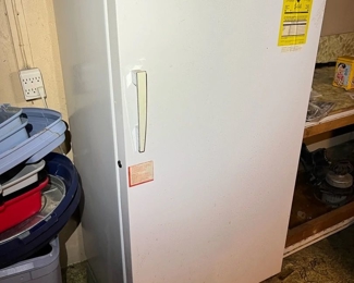 Maytag RFU1500AAW 15.2 Cubic Ft Freezer
