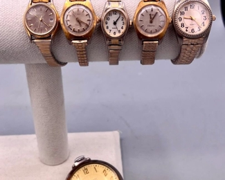 Untested Time Piece Lot
Brands include Ingraham pocket watch, Seiko, and Timex, 