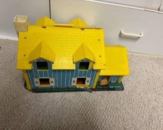 1969 Vintage Fisher Price cottage