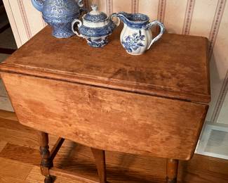 antique drop leaf side table