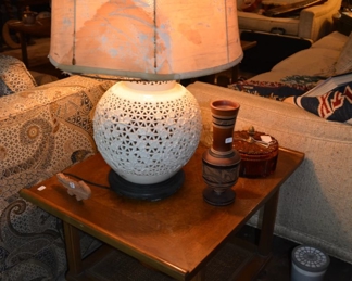 vintage end table - set of 4 matching vintage lamps