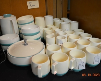 mid century dinnerware