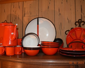 vintage enamelware