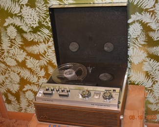 Grundig - new - old stock - stereo
