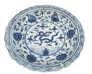 Chinese Blue and White Porcelain Dragon Motif Bowl