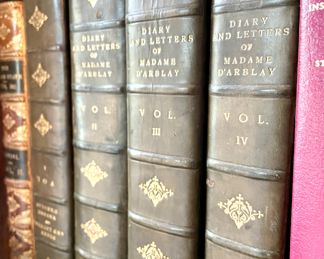 Bring your readers! Shop the library IN PERSON! 