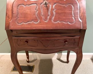 $500 - Antique Italian Secretary Desk (made in Verona) - 24x15x36