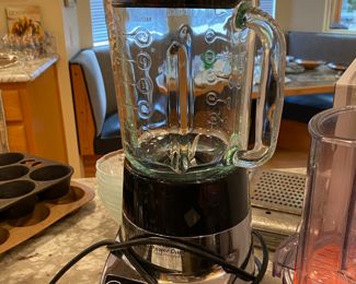 Cuisinart Smart Power 7-Speed Electronic Chrome Blender SPB-7CH