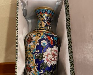 Floral Design Cloisonne Vase