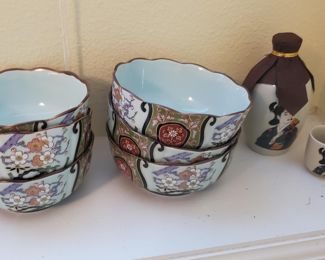 Set of 6 Japanese Imari Bowls, Japanese Saki Bottle with Cup