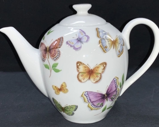 NEIMAN MARCUS Porcelain Tea Pot
