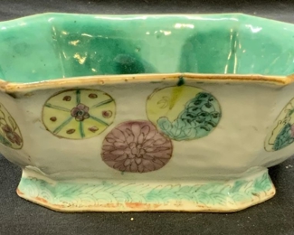 Antique Signed Chinese Porcelain Bowl
