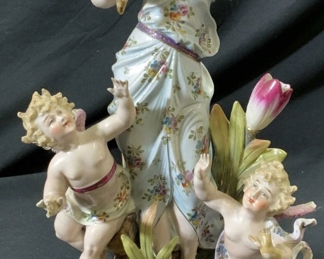 Antique DRESDEN Venus & Cupid Porcelain Statue
