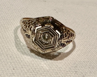 14k gold and diamond ring