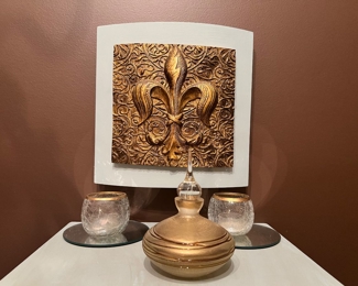 42. Fleur de Lis Wall Art (10" x 10")