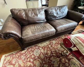 124. Bernhardt Leather Sofa (88" x 36" x 33")