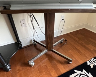 202. TV Stand on Wheels (26" x 16" x 25")
