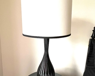 198. Black Lamp (33")