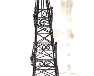 194. Wire Eiffel Tower (34")