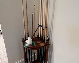 240. Billiard Cue Corner Rack and 8 Cues (14" x 14")