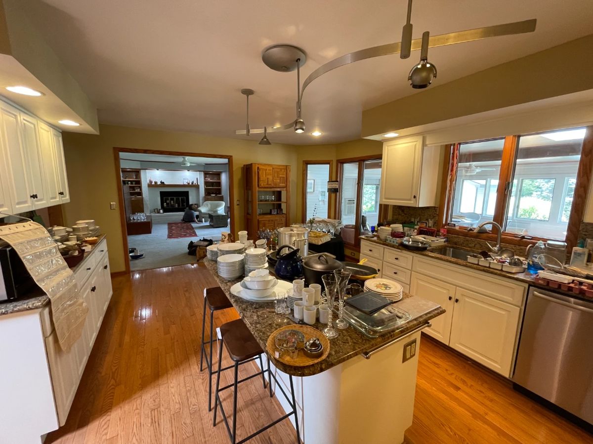 Estate Sale of Barry Weiner in Champaign, IL starts on 8/24/2023