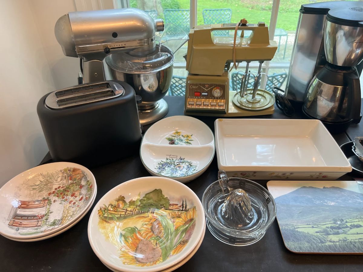 Jeffers Estate sales has treasures new (to... starts on 8/26/2023