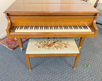 BALDWIN BABY GRAND PIANO
