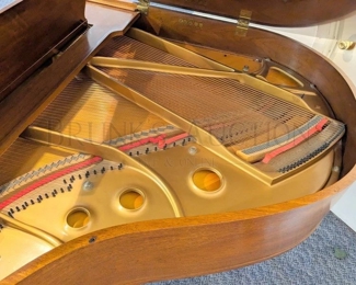 BALDWIN BABY GRAND PIANO
