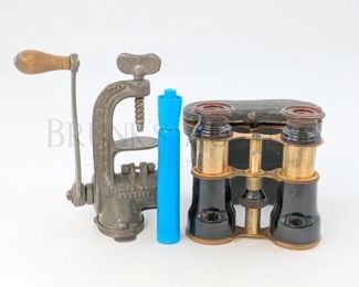 OPERA GLASSES / VINTAGE FOOD CHOPPER (1) VINTAGE OPERA