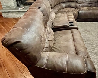 42. 6pc Modular Reclining Sectional w/ Cup Holder (127" x 132" x 41" x 40")