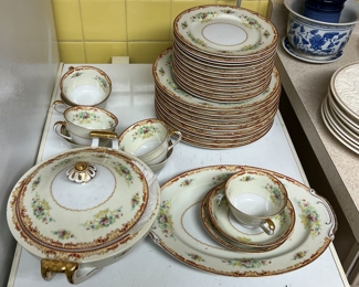 46. Vintage Aldine China from Japan (31pc)
9 Dinner Plates
12 Salad  Plates
1 Lidded Vegetable Dish
1 Small Bowl
7 Teacups & 1 Saucer
1 Platter