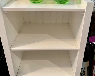 123. White 3 Shelf 1 Drawer Cabinet