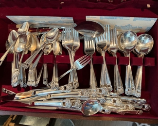 82. 1847 Rogers Bros Flatware (120 pc)
19 Forks
20 Salad Forks
19 Knives
19 Tablespoons
40 Teaspoons
3 Serving Pcs