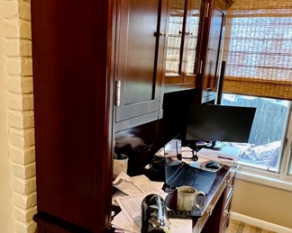 111. Sligh 2pc Desk & Hutch (66" x 25" x 82")