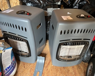 113. Apagado Small Outdoor Heater                                             114. Apagado Small Outdoor Heater