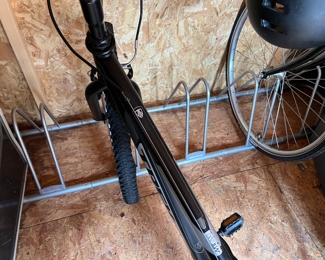 115. Trek MIR 200 Bike 