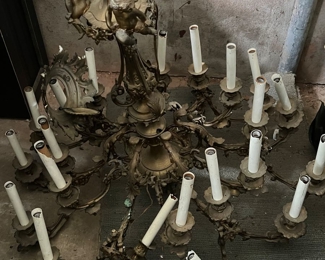 120. Antique Brass Cherub 20 Candle Chandelier (36" x 30")