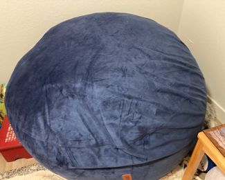 Queen size bean bag chair