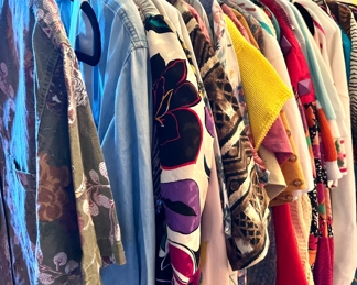 So much  amazing Vintage Clothing !!