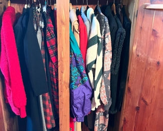 Cedar Wardrobe .. with MORE. VINTAGE CLOTHES !!