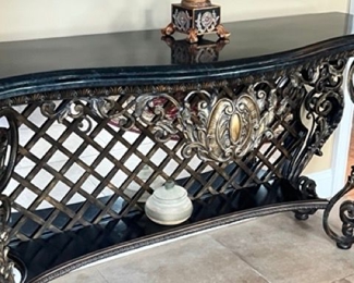 Console table lattice