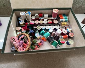 threads box