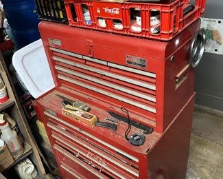 Tool chest