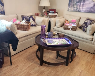 Room View, coffee table, love seats