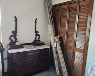 Vintage/Antique dresser with mirror and marble top. Area rugs and mats