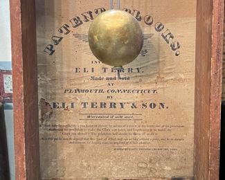 Interior of Eli Terry & Son Classic Federal 
﻿Mantel Clock