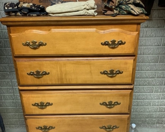 5-Drawer Dresser