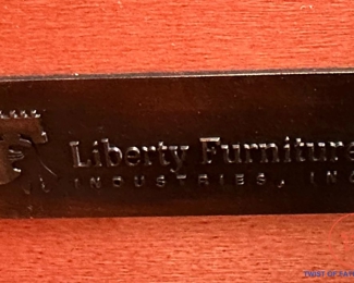 LIBERTY FURNITURE Distressed Wood Bedroom Set