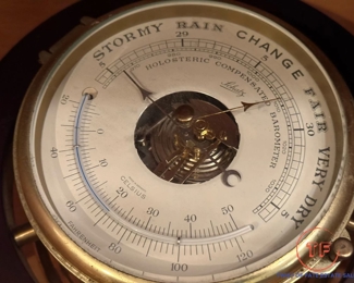 Vintage SCHATZ Holosteric Compensated Barometer