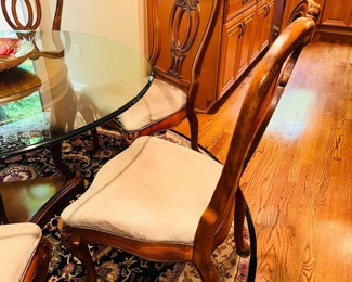 $400
ROUND GLASS TABLE WITH WOOD PEDESTAL AND CHAIRS 
TABLE 54”DIA x 30”H
CHAIR 24”W x 23”D x 43”H